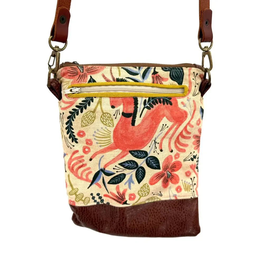 Harvest Crafts Handmade Crossbody Purse Handbag Pocketbook Folk‎ Art Animal